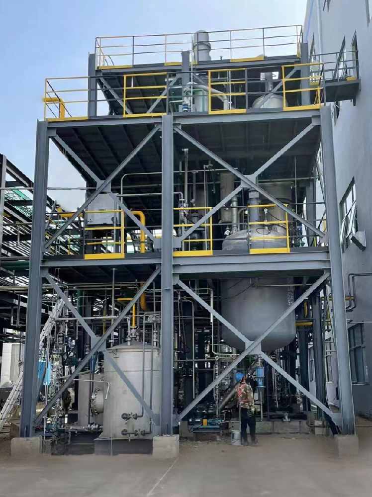 農藥行業氯化鈉、高COD廢水三效蒸發結晶系統（供貨先達農化19套系統）(1)